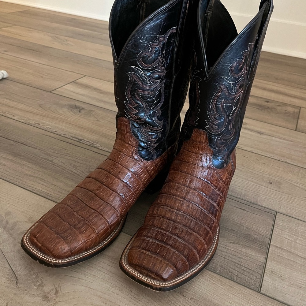 Lucchese Caiman Boots